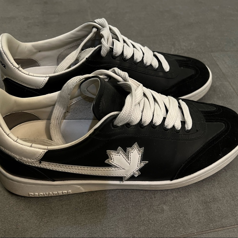 Men’s sneakers. Size 9.5